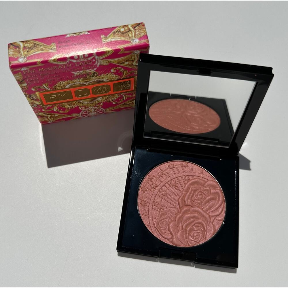 Pat McGrath Labs Skin Fetish: Divine Blush Nude Venus II Powder Compact Ltd Ed